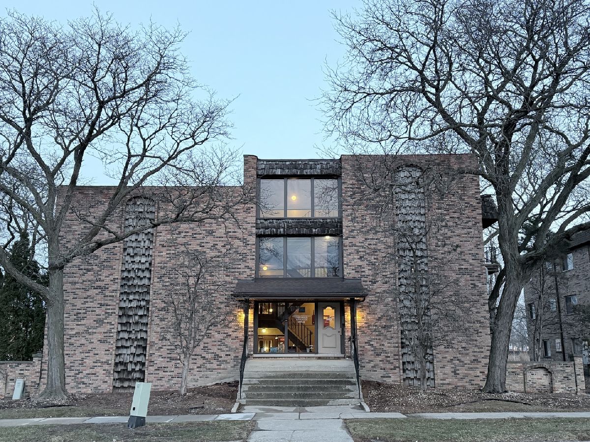  For Sale Lansing Illinois, 17745 Rosewood Drive