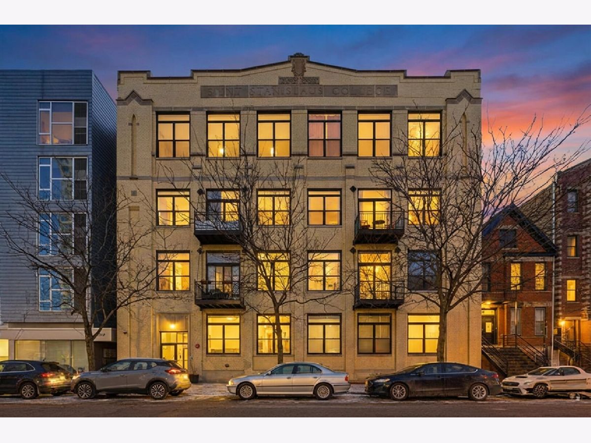  Rented Chicago Illinois, 1521 Haddon