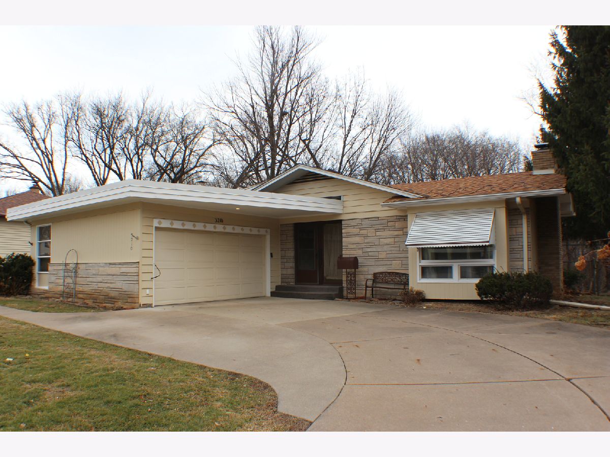  For Sale Moline Illinois, 3210 15th Street A