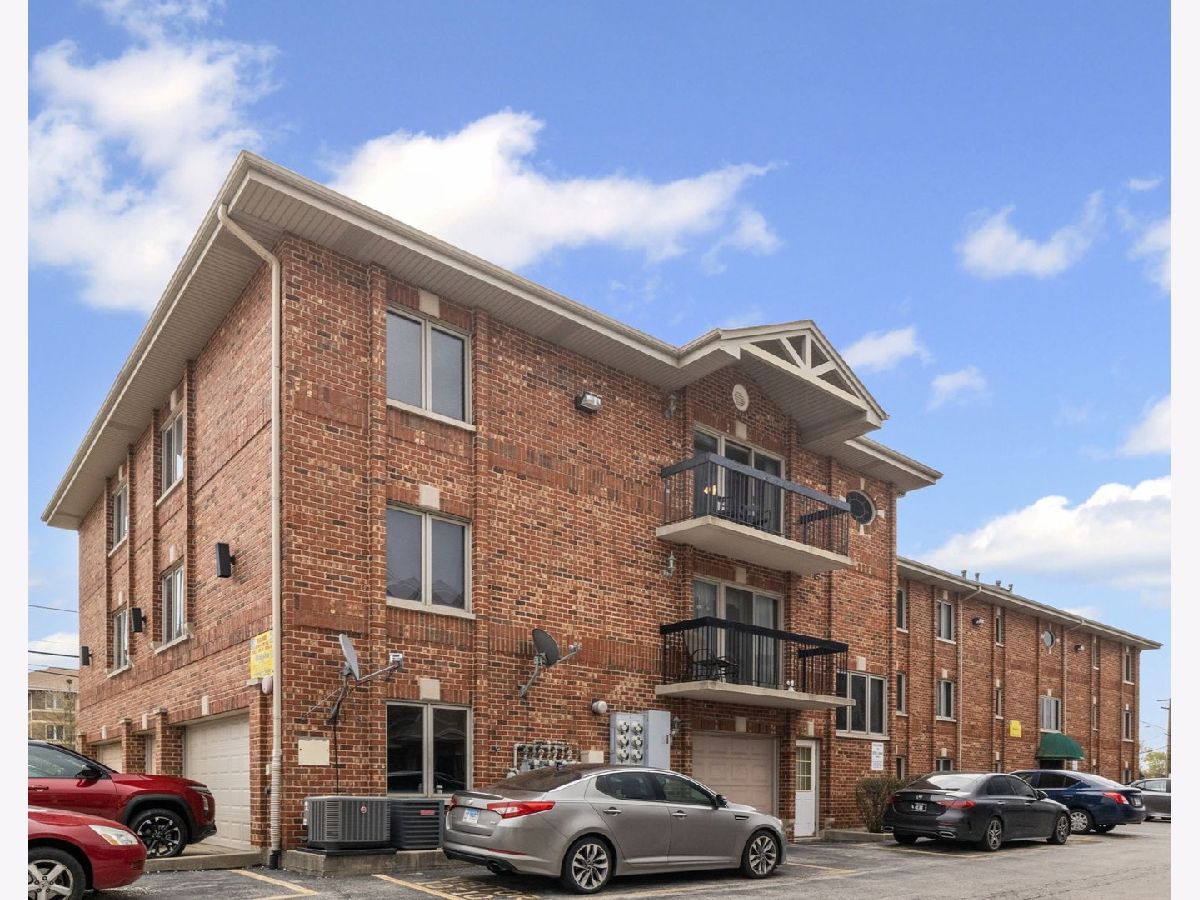  For Sale Chicago Ridge Illinois, 10710 Central Avenue