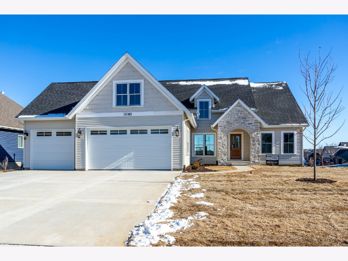  Sold Bettendorf Iowa, 5011 Lakeside