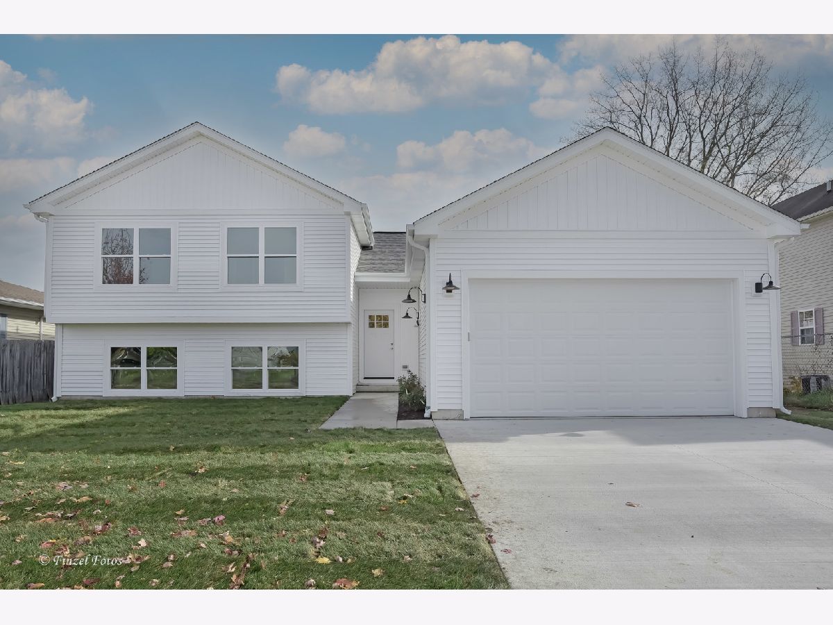  For Sale Harvard Illinois, 1507 6th Street