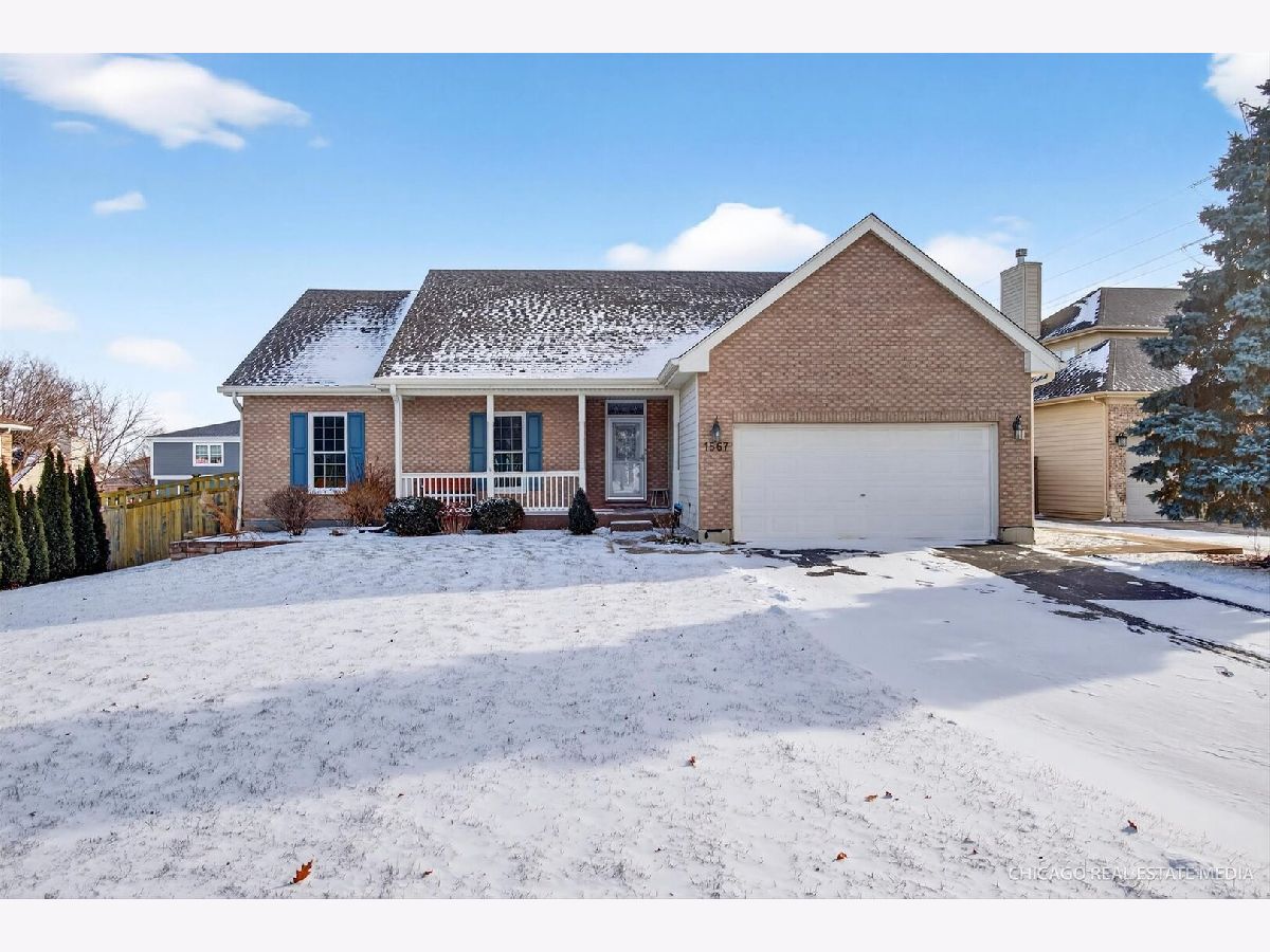  For Sale Aurora Illinois, 1567 Galway Drive