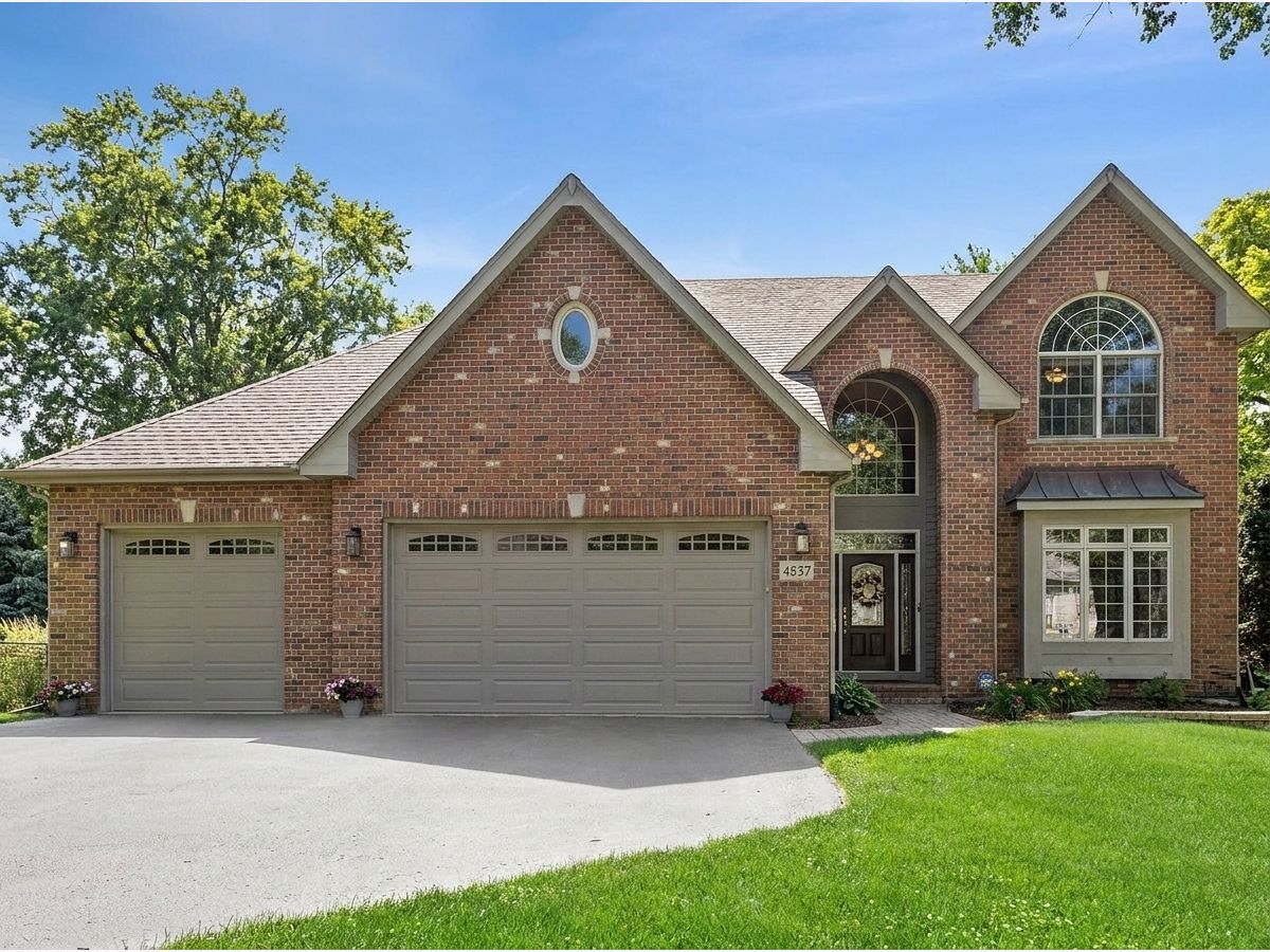  For Sale Downers Grove Illinois, 4632 Pershing Avenue