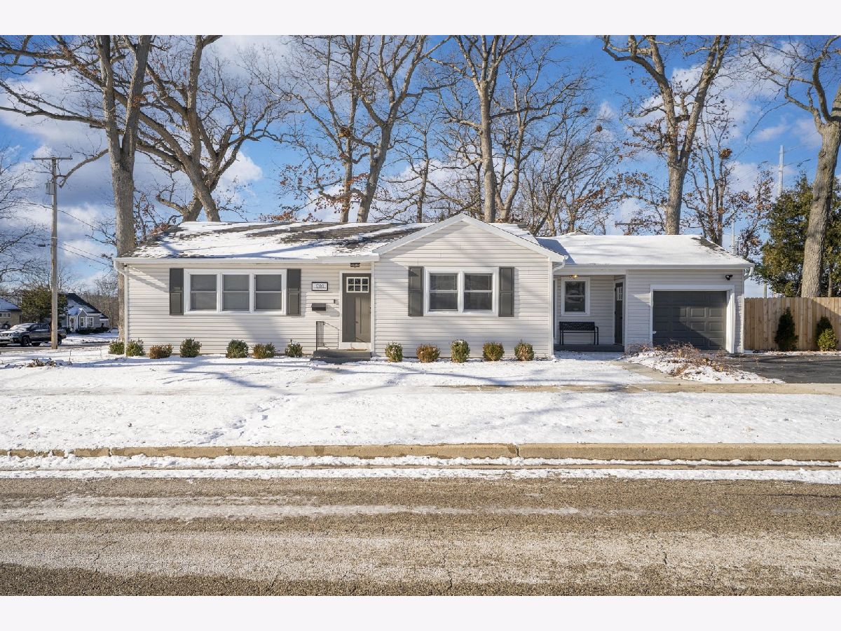  For Rent Waukegan Illinois, 1700 Linden