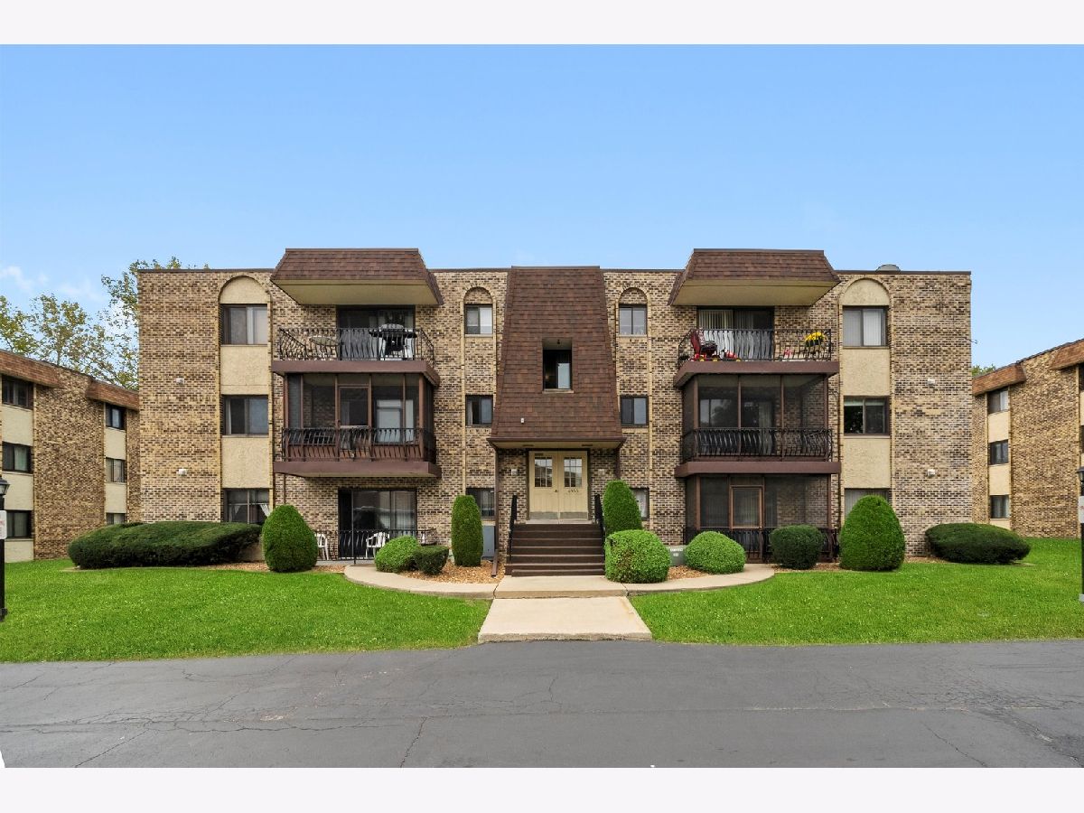  For Sale Crestwood Illinois, 4955 134th Place