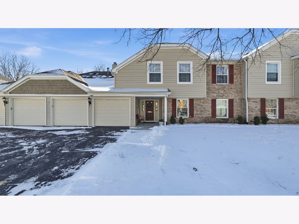 Condos & Townhomes For Sale Highlake Winfield Illinois, 0n155 Windermere Road