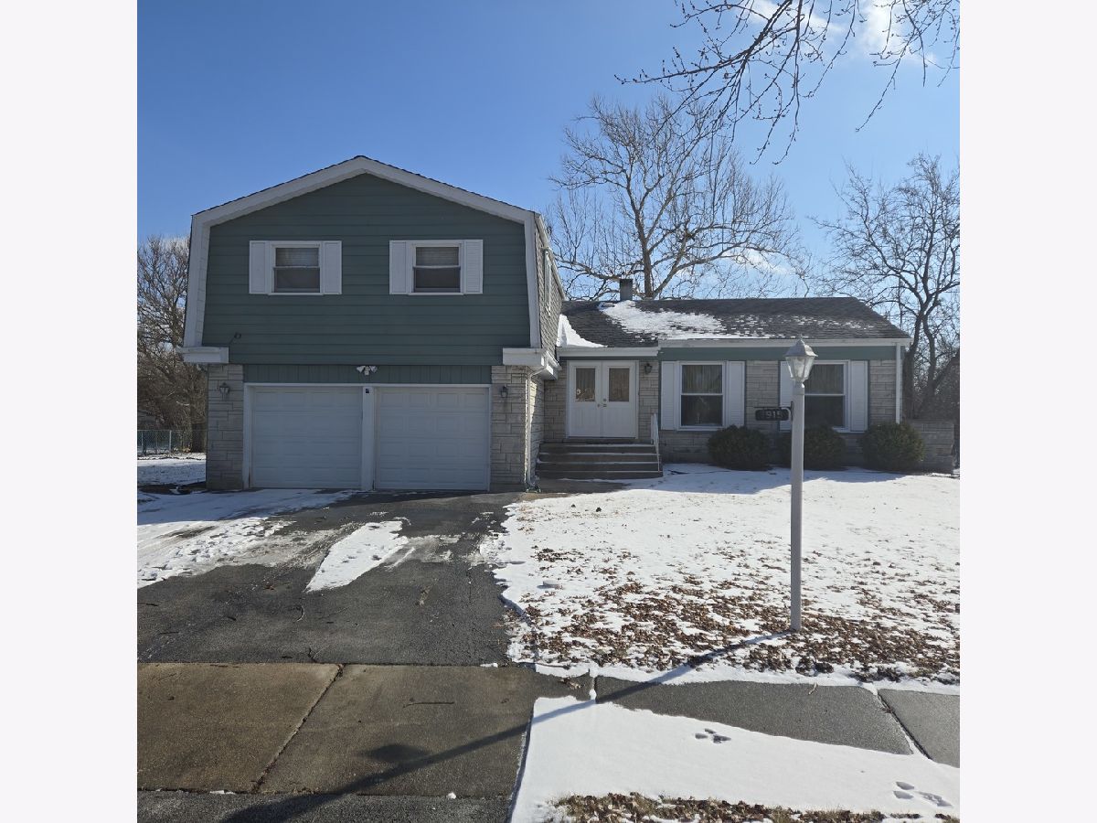  For Sale Flossmoor Illinois, 1915 Tina Lane