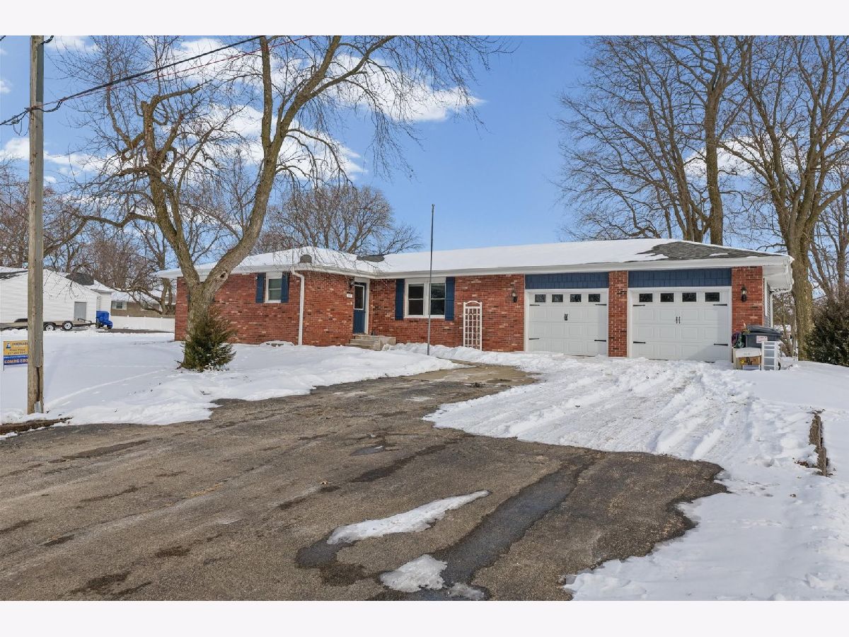  For Sale Philo Illinois, 302 Jackson Street