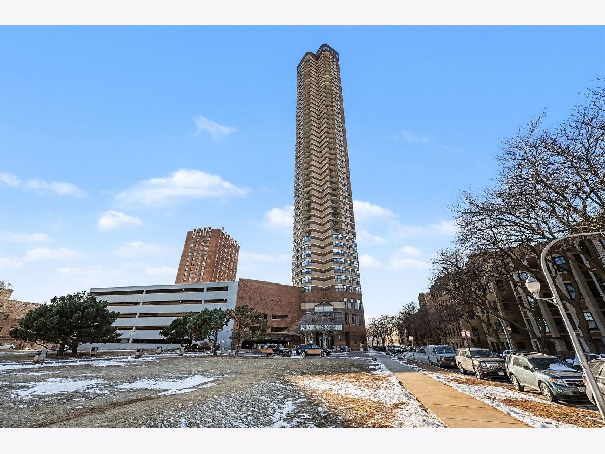  For Sale Chicago Illinois, 3660 Lake Shore Drive