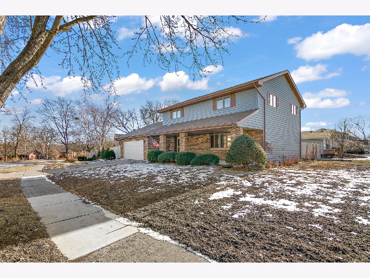  For Sale Shorewood Illinois, 901 Valencia Drive