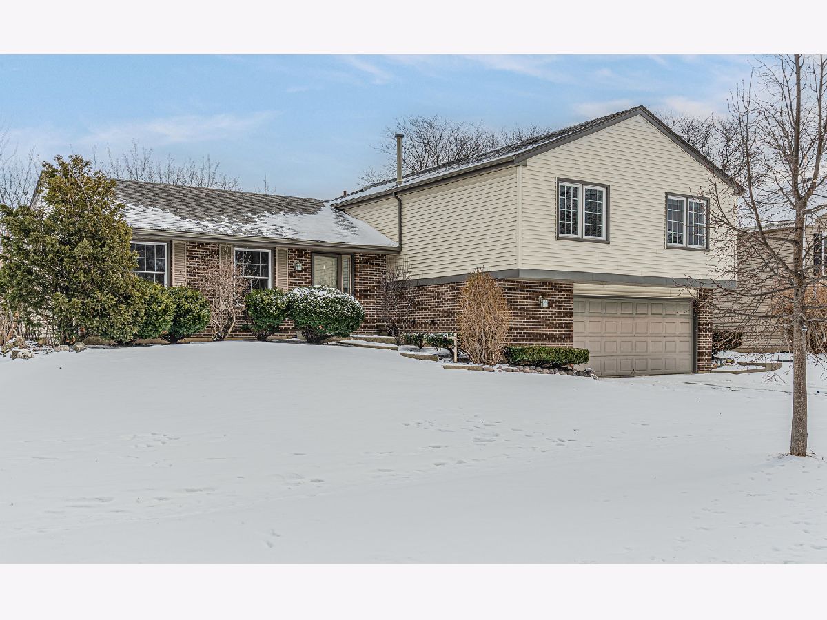  For Sale Lake Zurich Illinois, 794 Stillwater Court