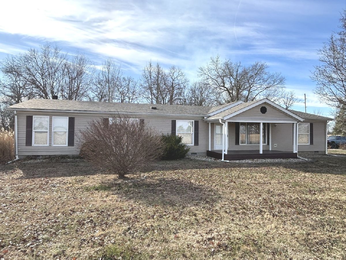  For Sale Salem Illinois, 4120 Bannister Road