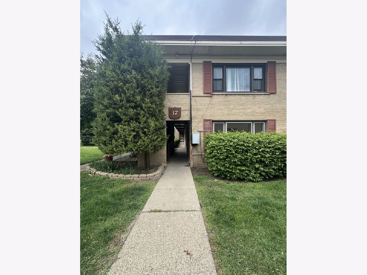  Rented Northlake Illinois, 17 King Arthur