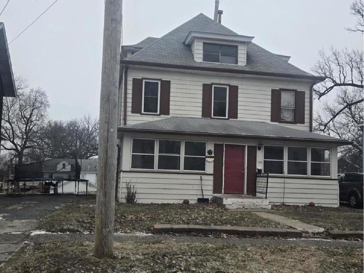  For Sale Moline Illinois, 1141 24 Street