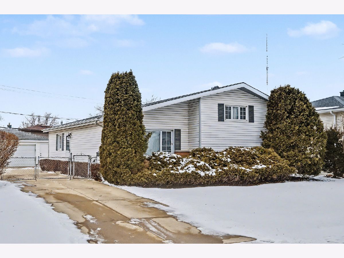  For Sale Addison Illinois, 118 Evergreen Avenue