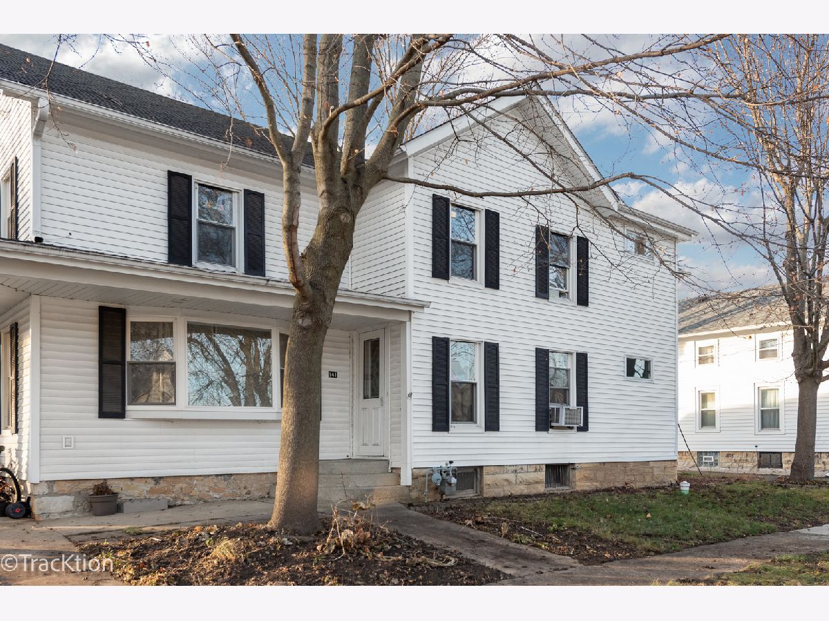  Rented Hinckley Illinois, 141 Garfield