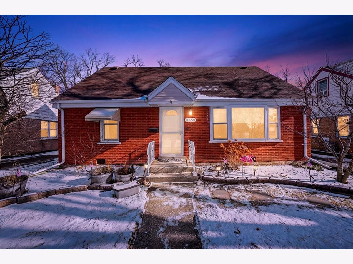  For Sale Alsip Illinois, 11553 Joalyce Drive