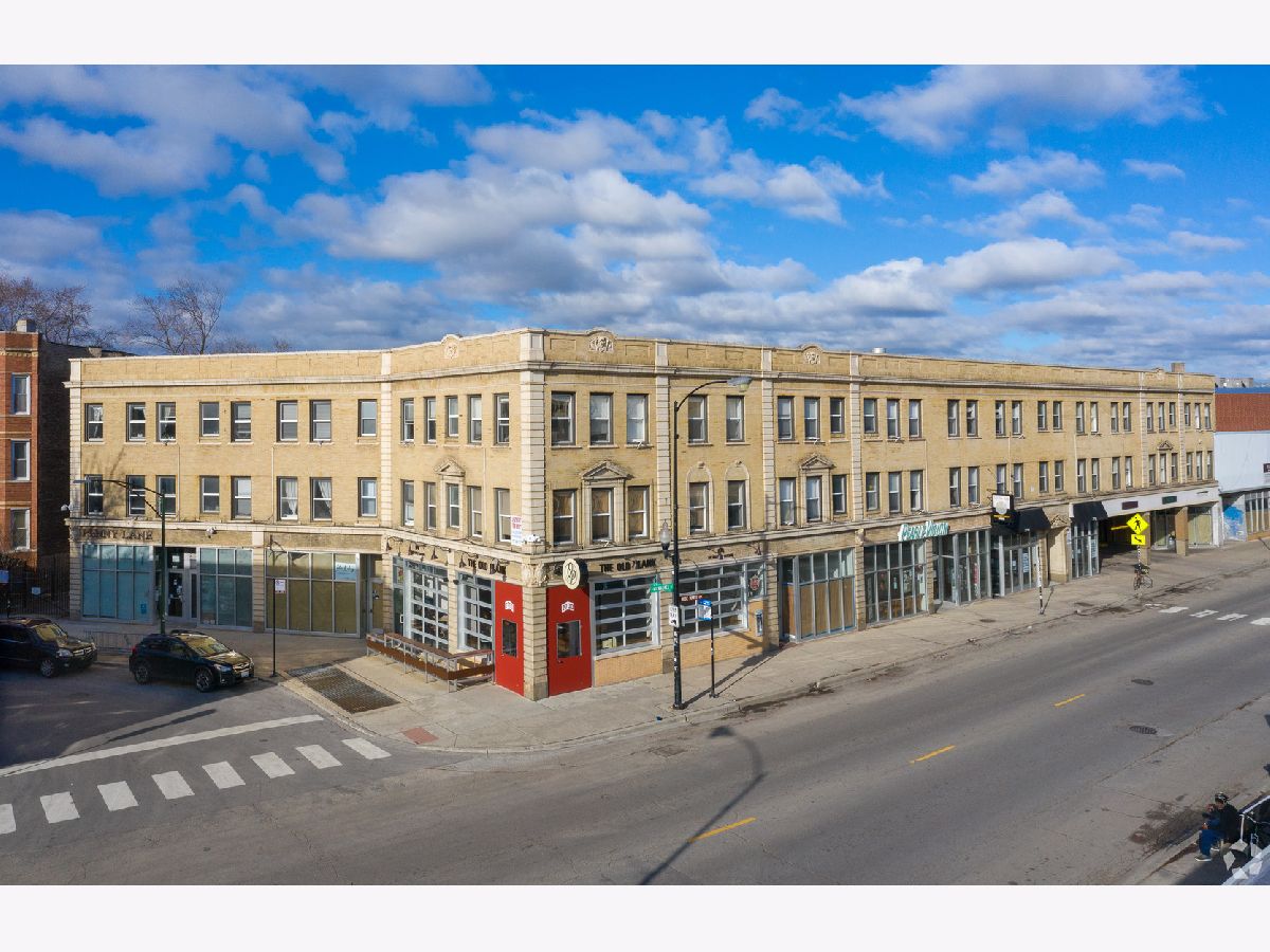  For Rent Chicago Illinois, 2712 Milwaukee