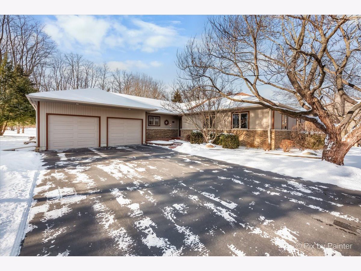  For Sale Crystal Lake Illinois, 4507 Hanover Drive