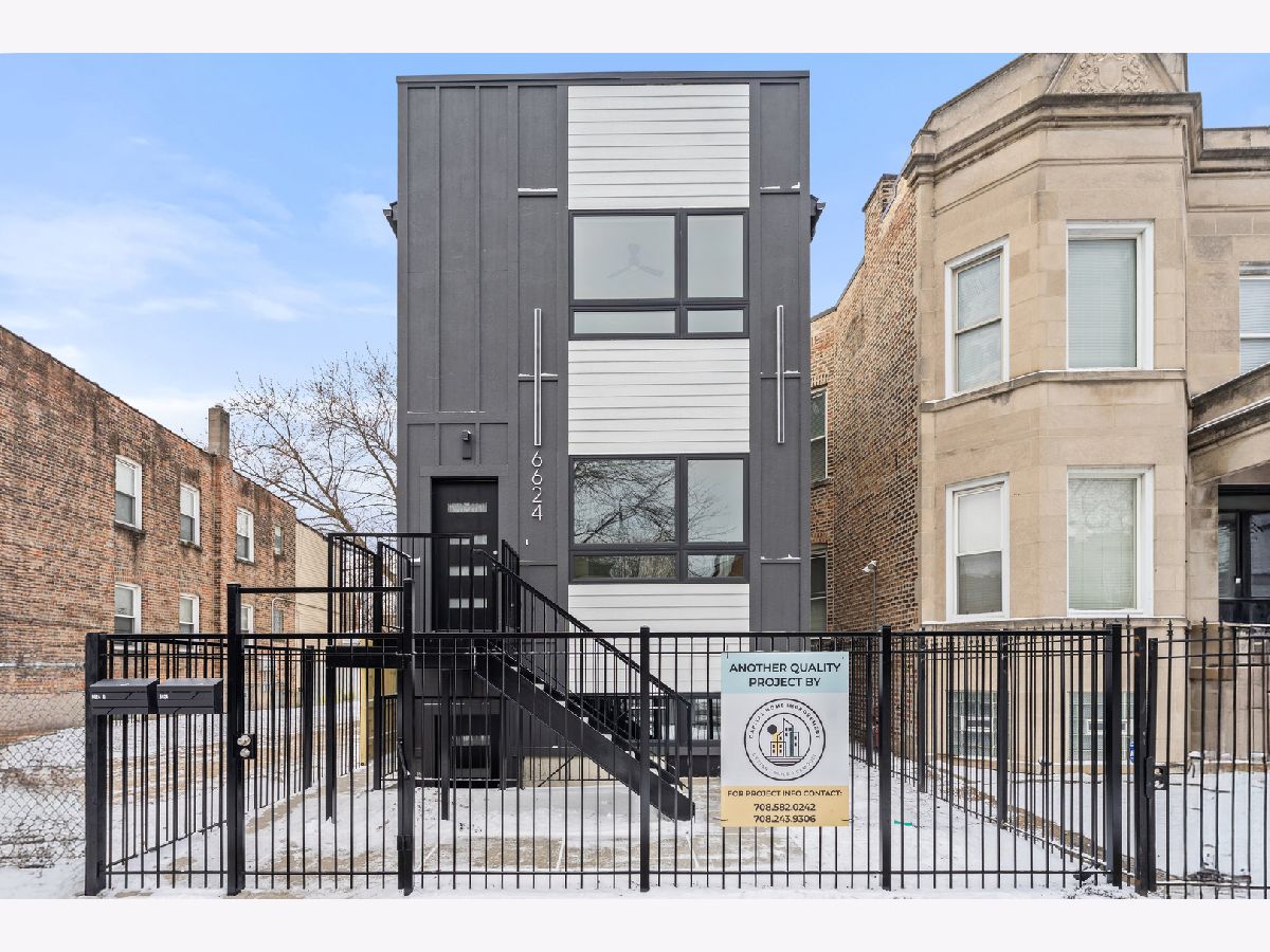  For Sale Chicago Illinois, 6624 Champlain Avenue