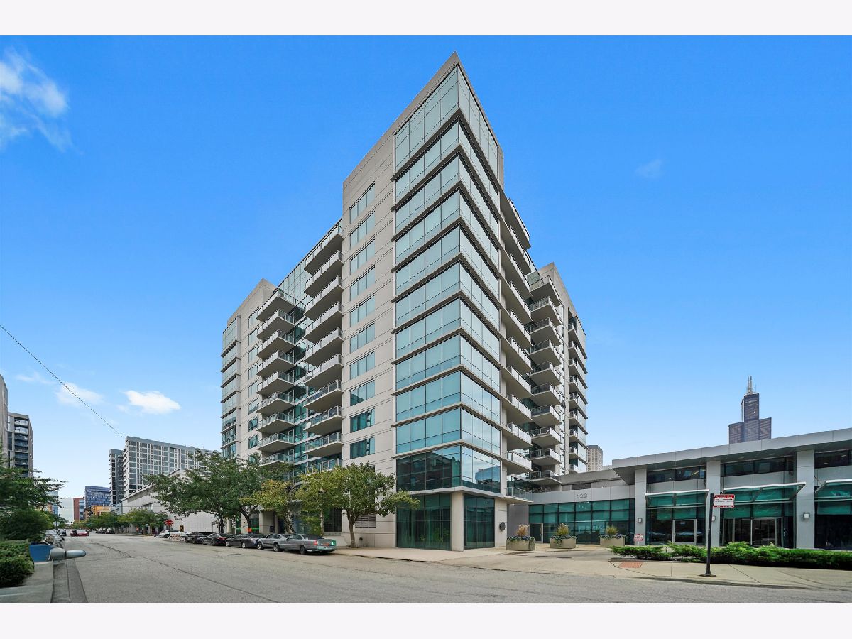  For Sale Chicago Illinois, 125 Green Street