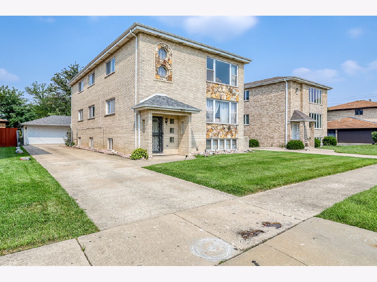  For Sale Burbank Illinois, 7912 Nordica Avenue