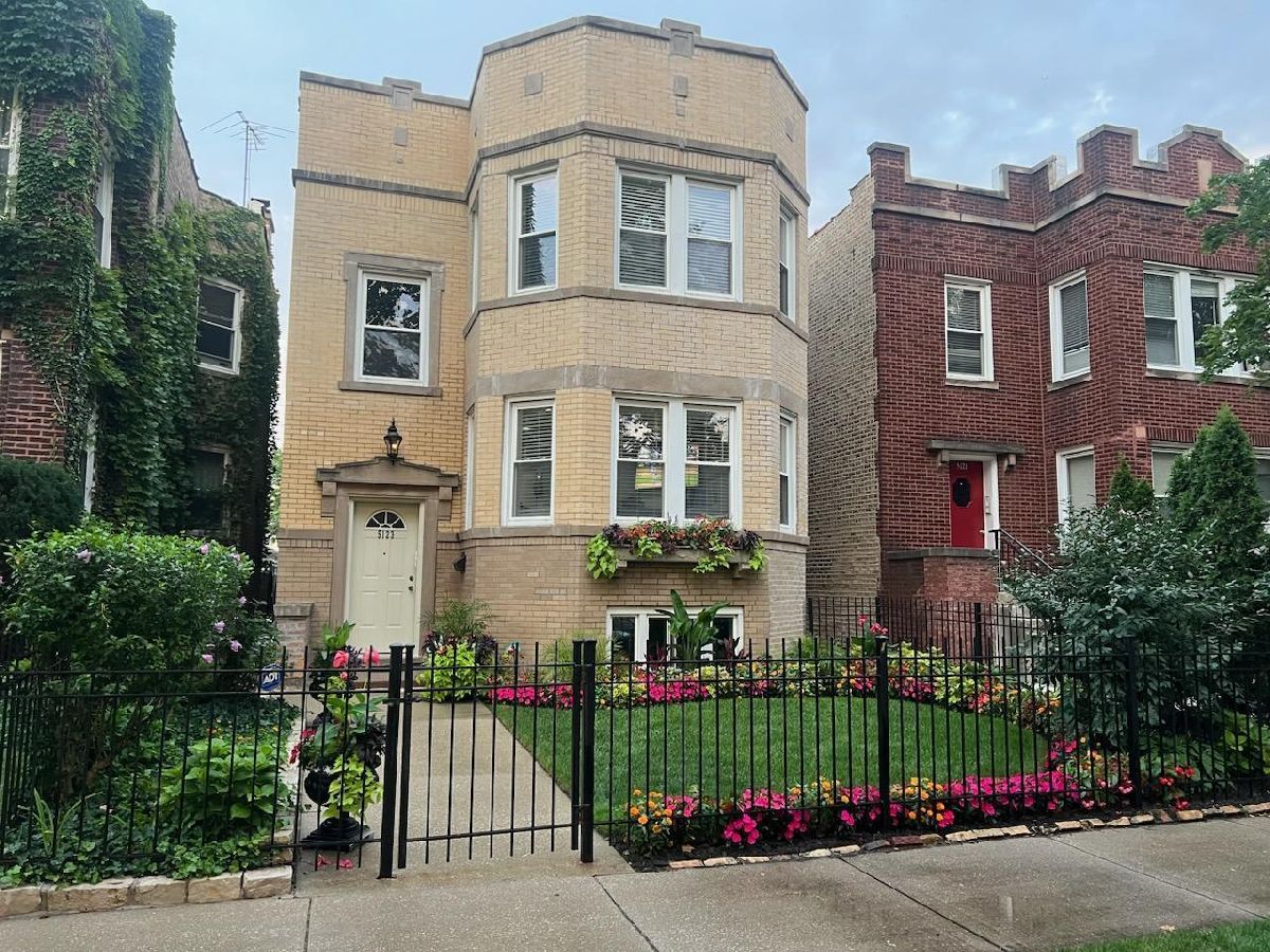  For Rent Chicago Illinois, 5123 Bernard