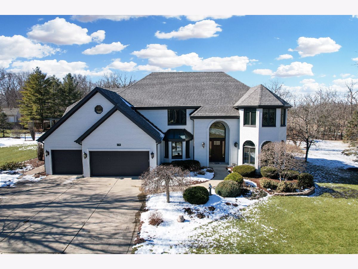 Homes For Sale Crestview Woods Oswego Illinois, 51 Crestview Drive