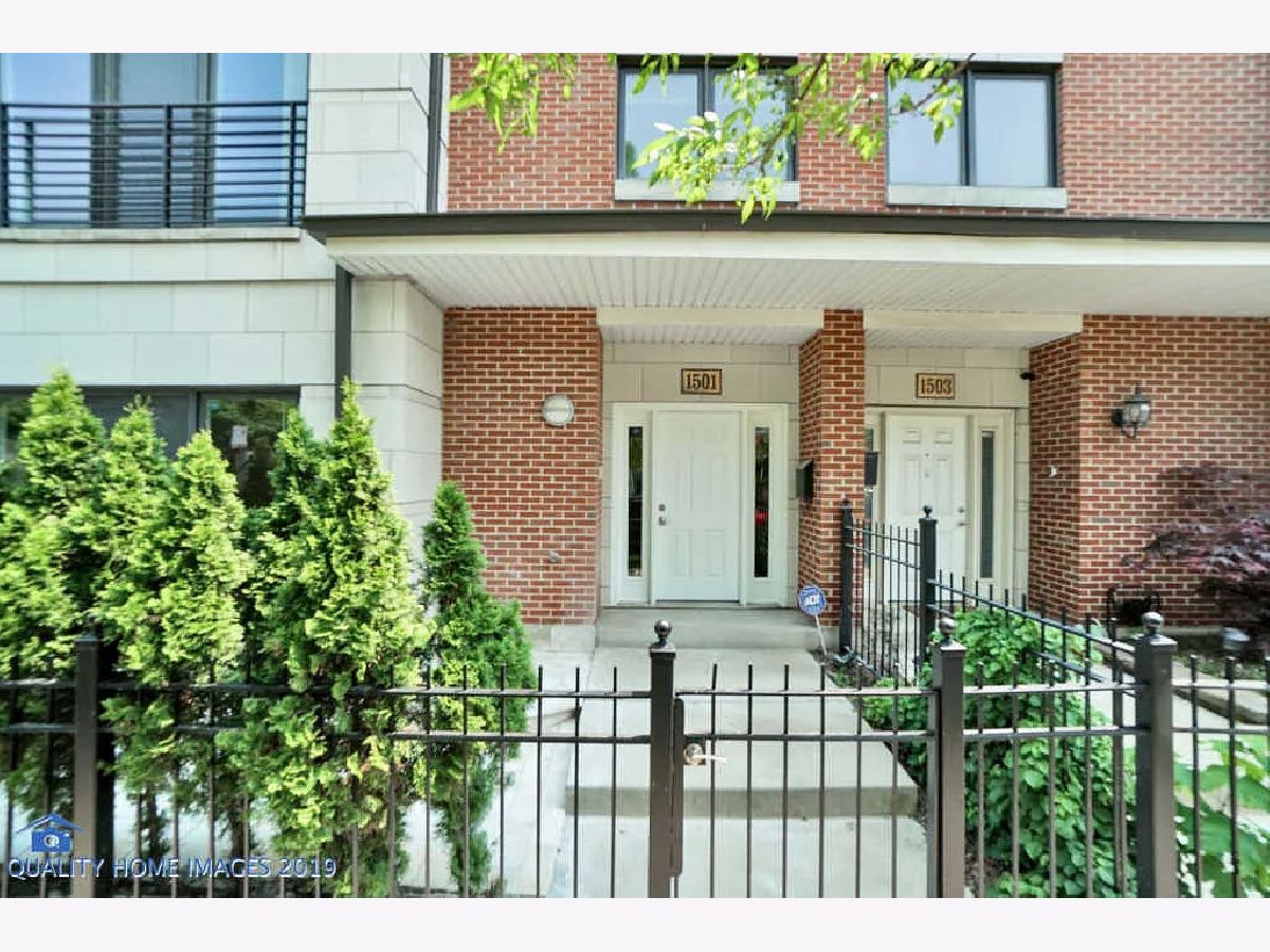  Rented Chicago Illinois, 1501 Prairie