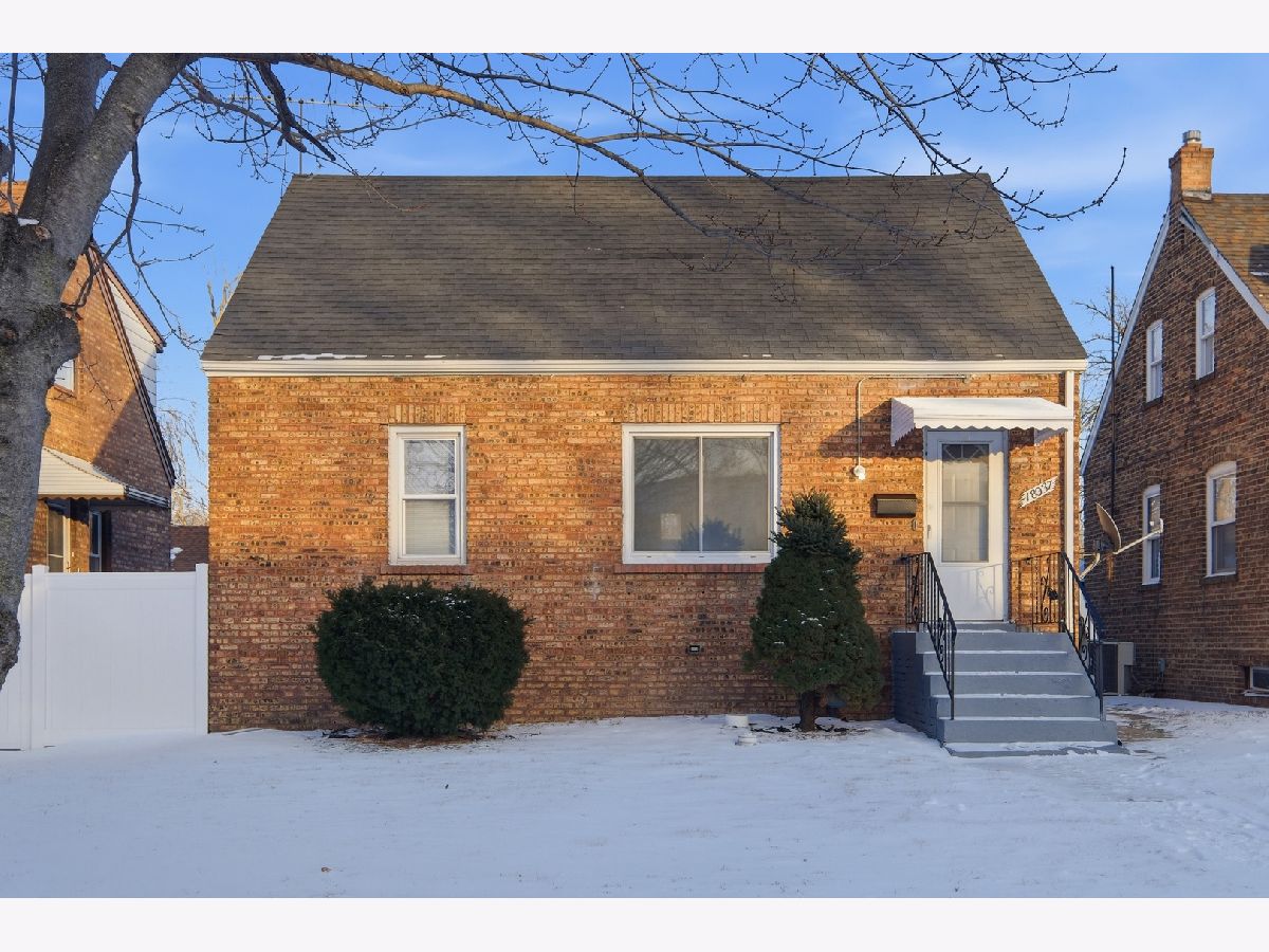  For Sale Lansing Illinois, 18037 Ridgewood Avenue