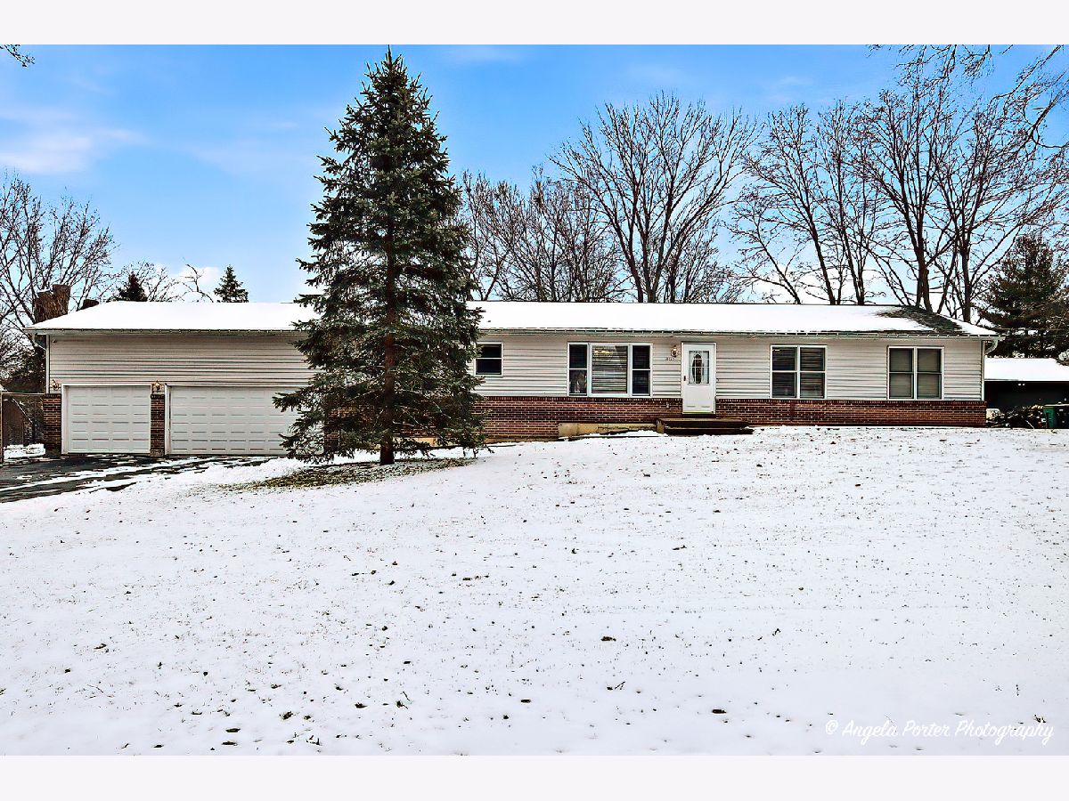  For Sale Wonder Lake Illinois, 8413 Ramble Road