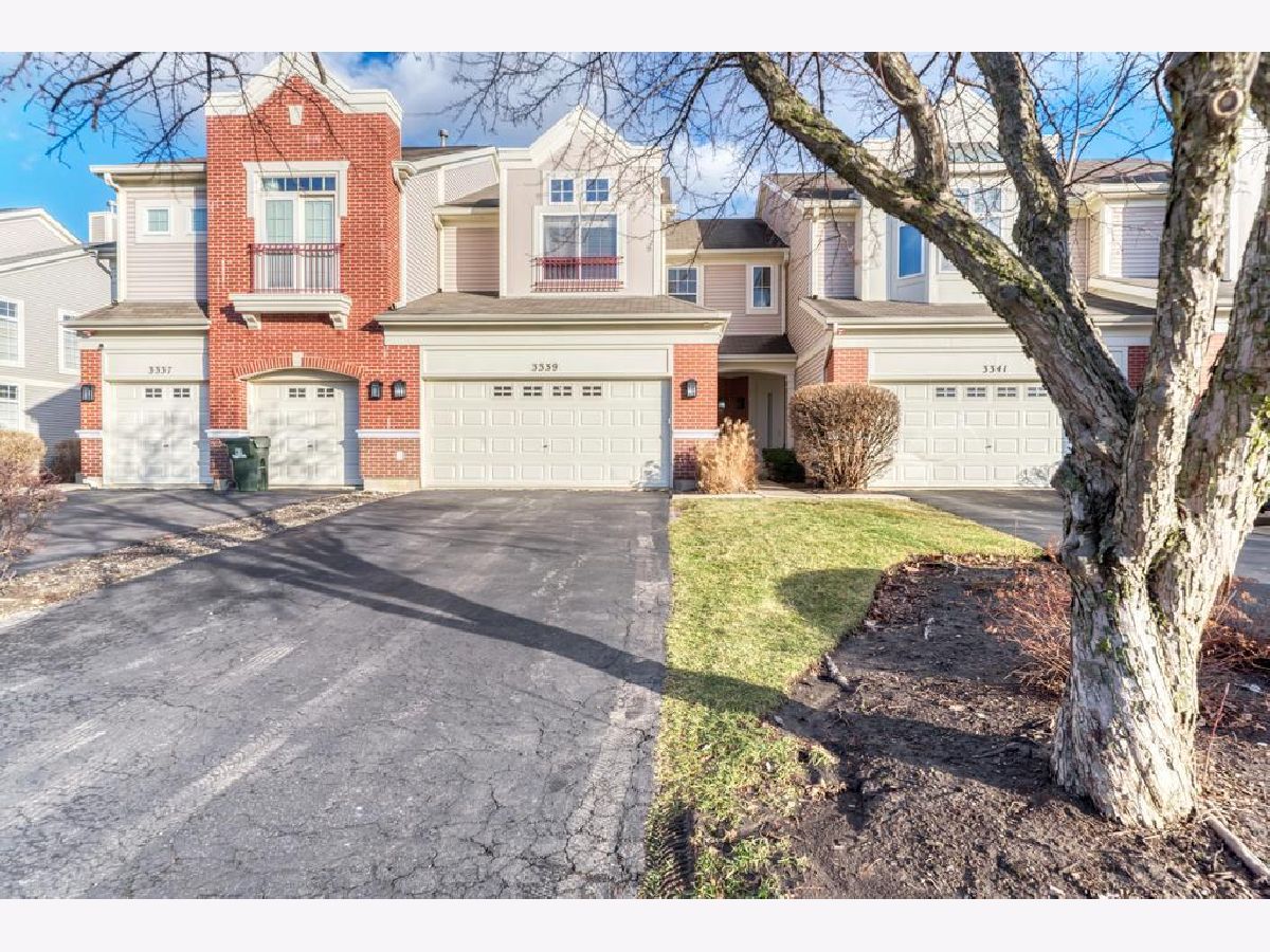 Homes & Townhomes For Sale Heatherstone Naperville Illinois, 3339 Rosecroft Lane