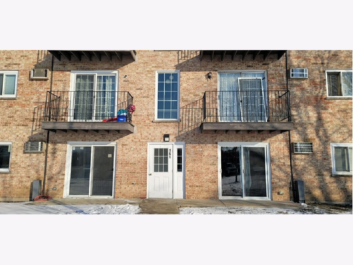  For Sale Carol Stream Illinois, 161 Elk Trail