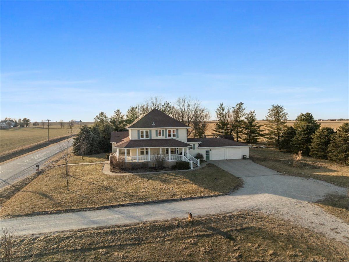  Sold Forrest Illinois, 26947 1200 North