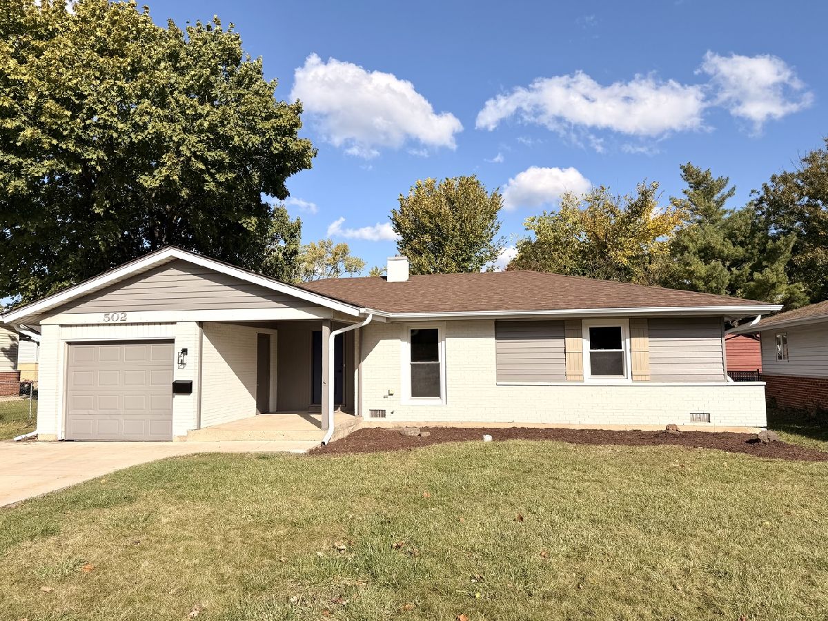  For Sale Elk Grove Village Illinois, 502 Oakton Street