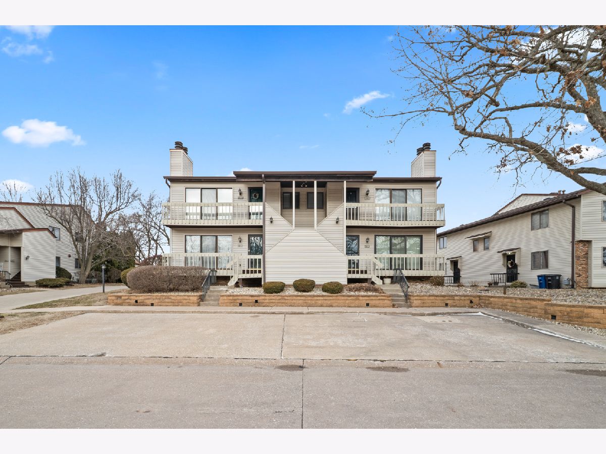  For Sale Moline Illinois, 5811 36th Avenue Court