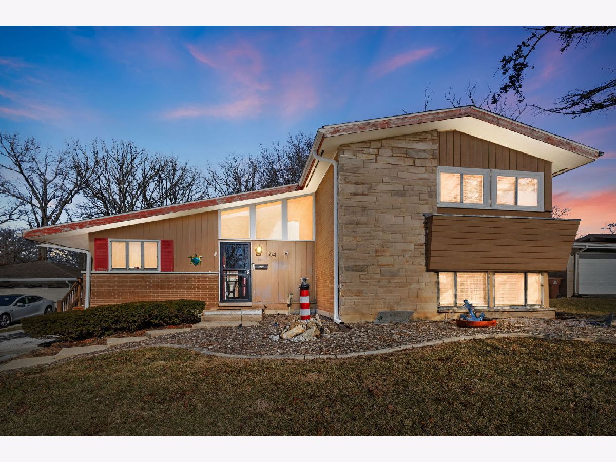  For Sale Park Forest Illinois, 64 Blackhawk Drive