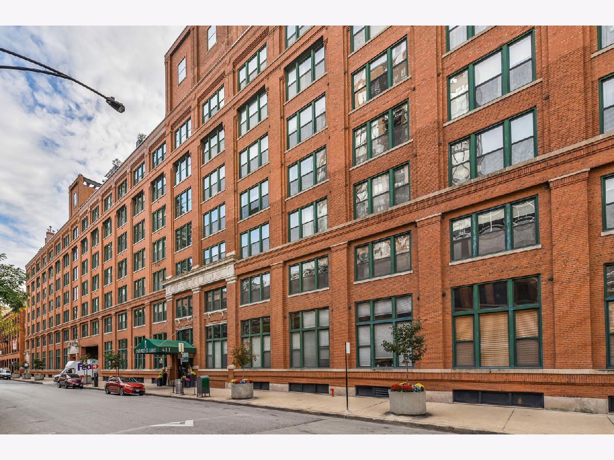Condominiums For Sale Ontario Street Lofts Chicago Illinois, 411 Ontario Street