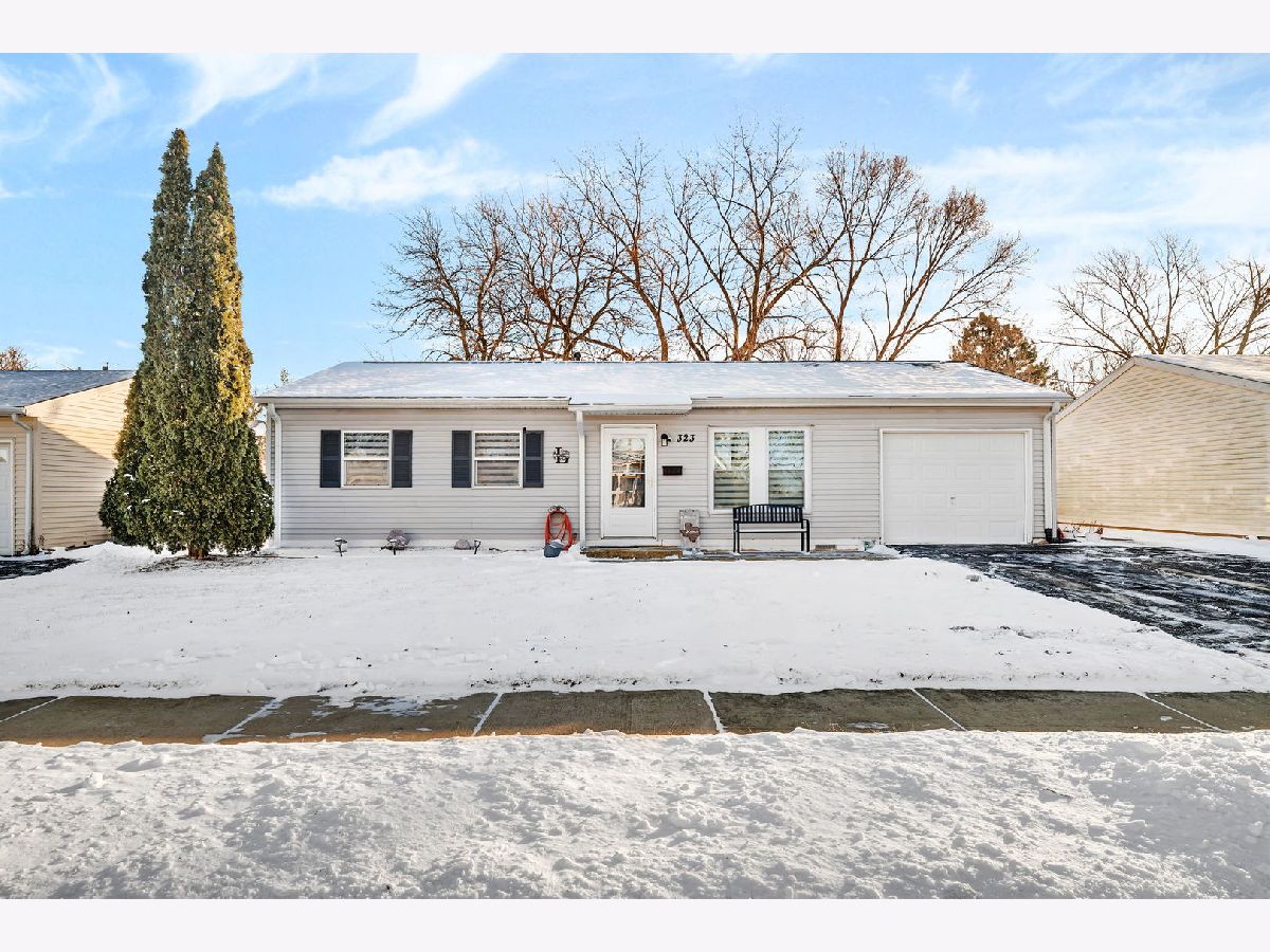  For Sale Romeoville Illinois, 323 Fairfax Avenue