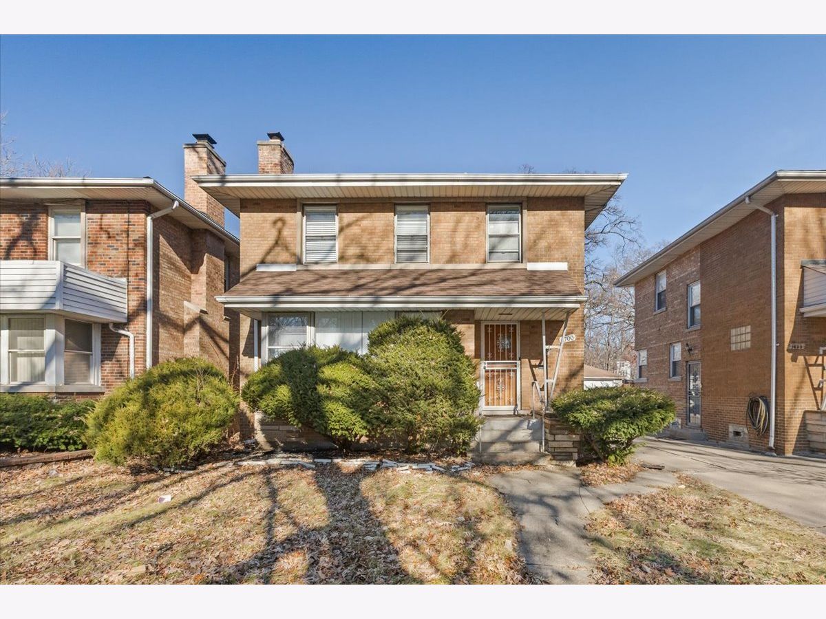  For Sale Chicago Illinois, 1700 103rd Street