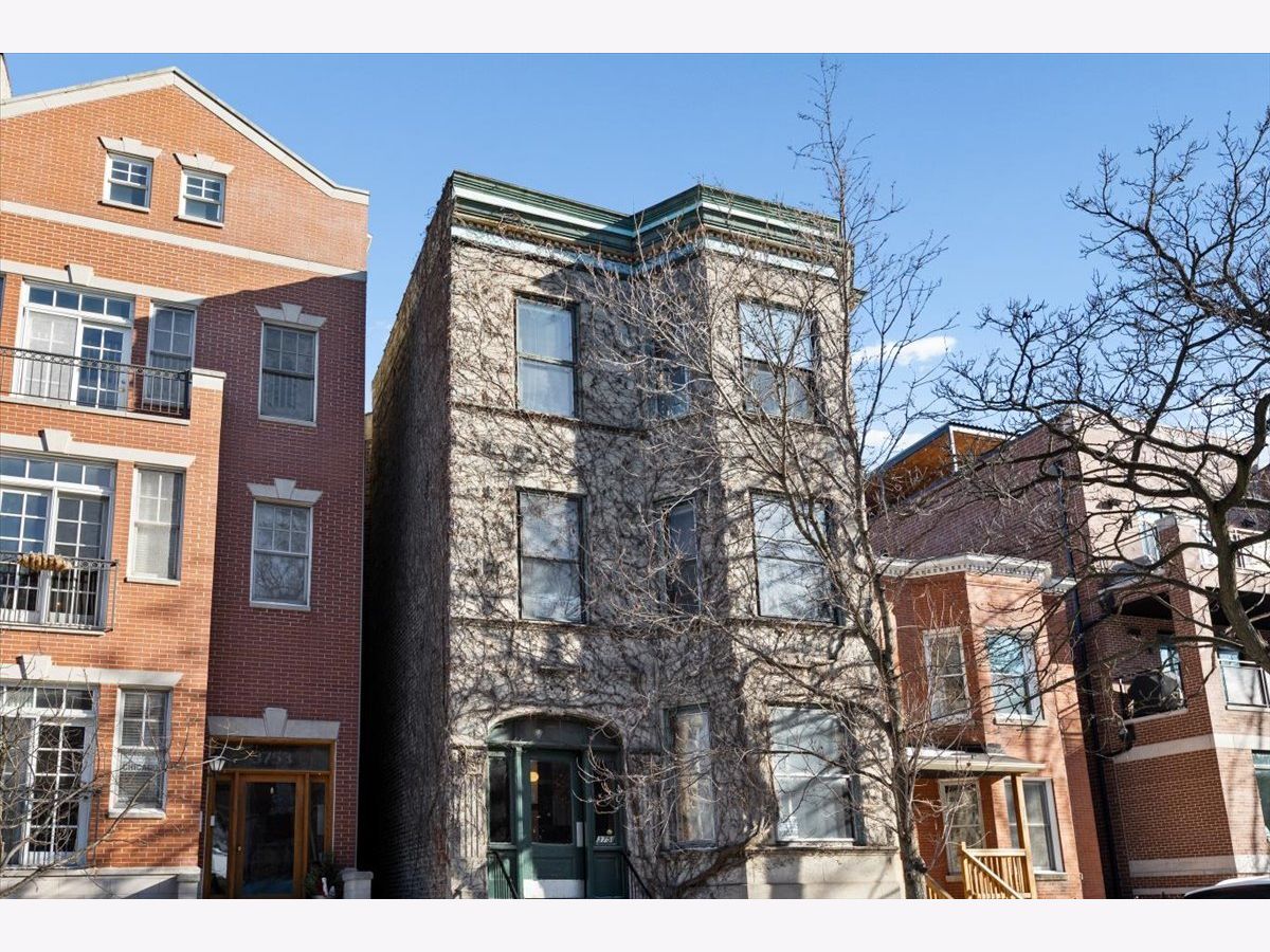  Rented Chicago Illinois, 3751 Clifton