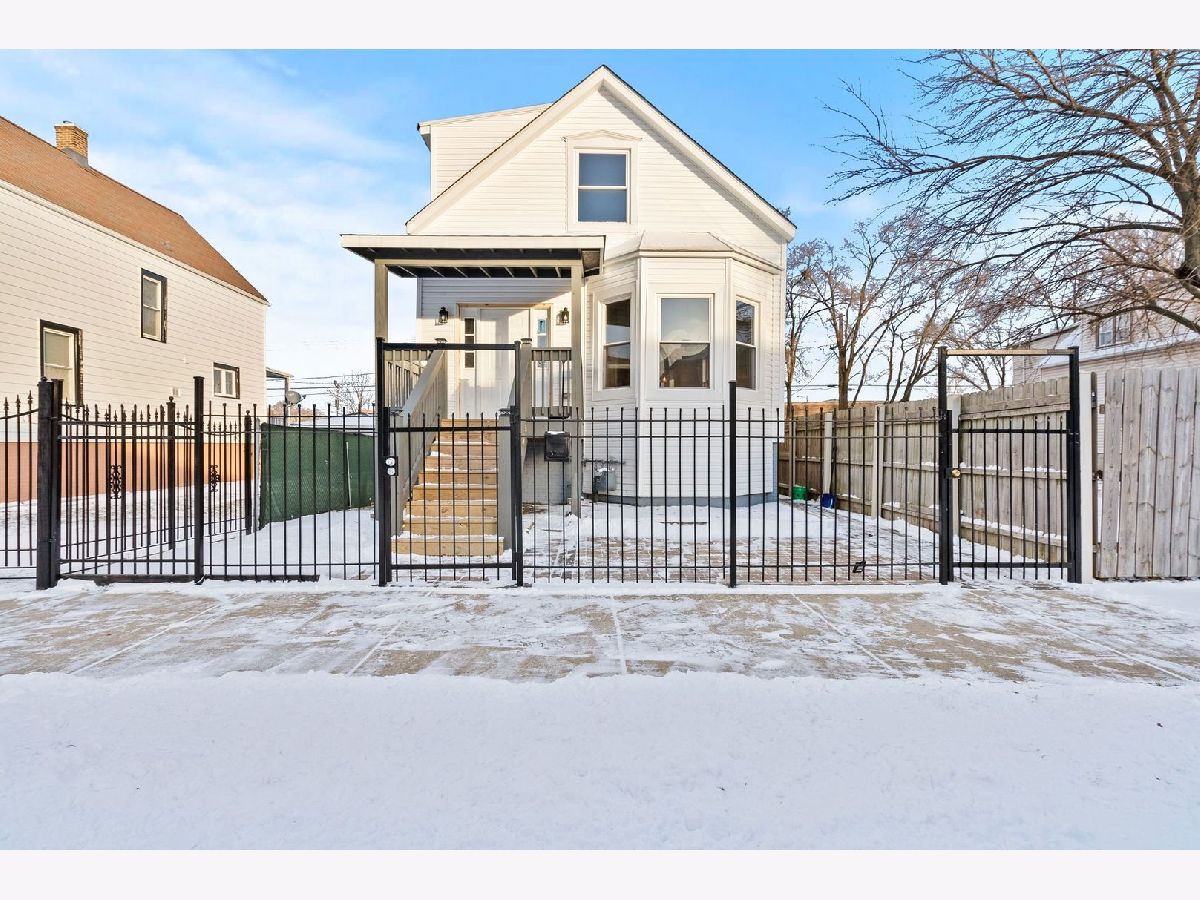  For Sale Chicago Illinois, 6807 Marshfield Avenue