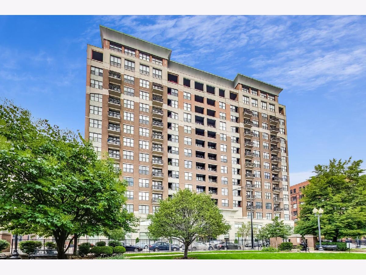 Condominiums Sold Parc Chestnut Chicago Illinois, 849 Franklin
