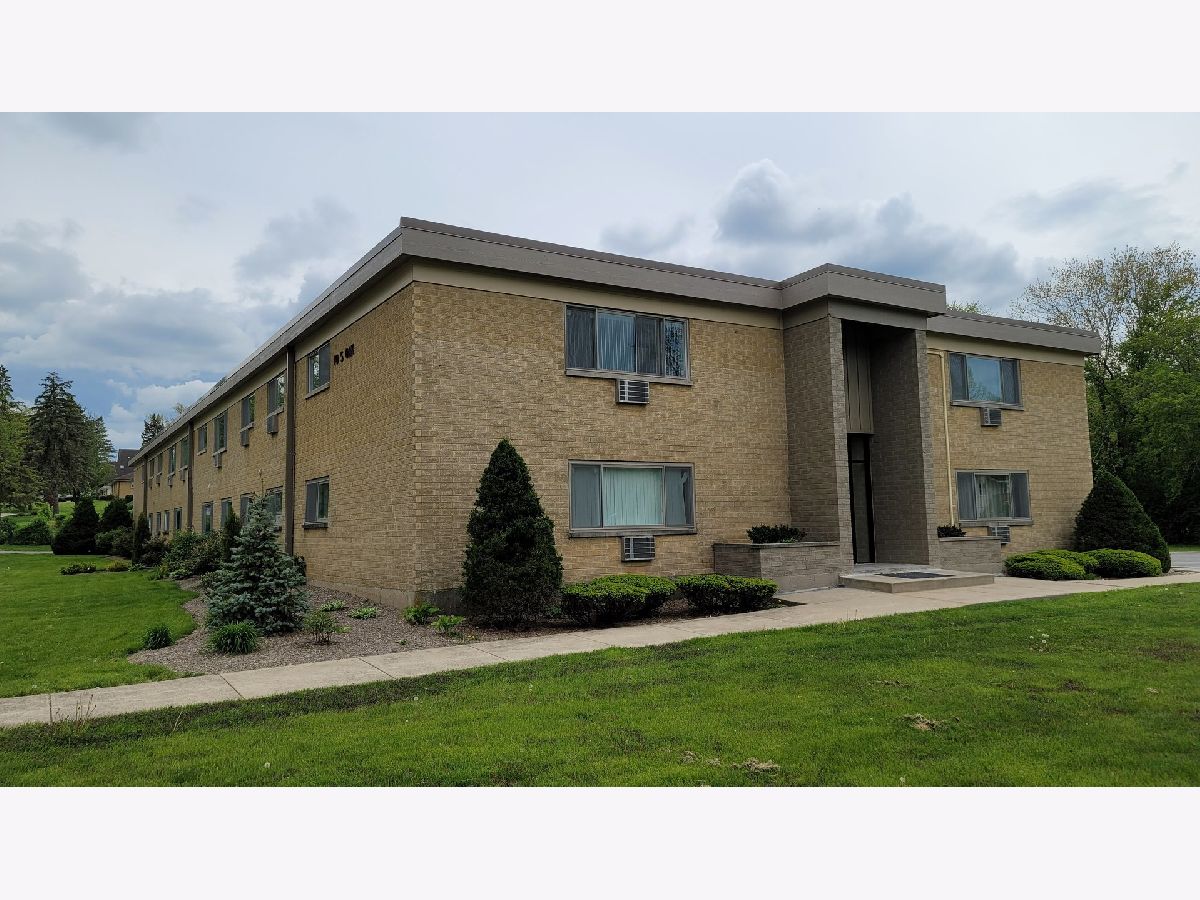  For Rent Westmont Illinois, 10 Oak