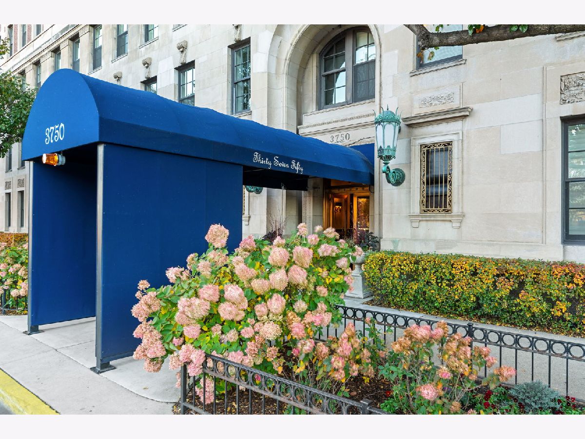  For Sale Chicago Illinois, 3750 Lake Shore Drive