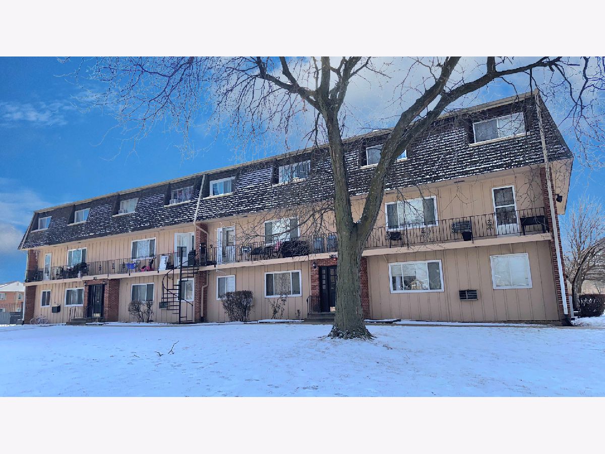  For Sale Rolling Meadows Illinois, 2312 Algonquin Road