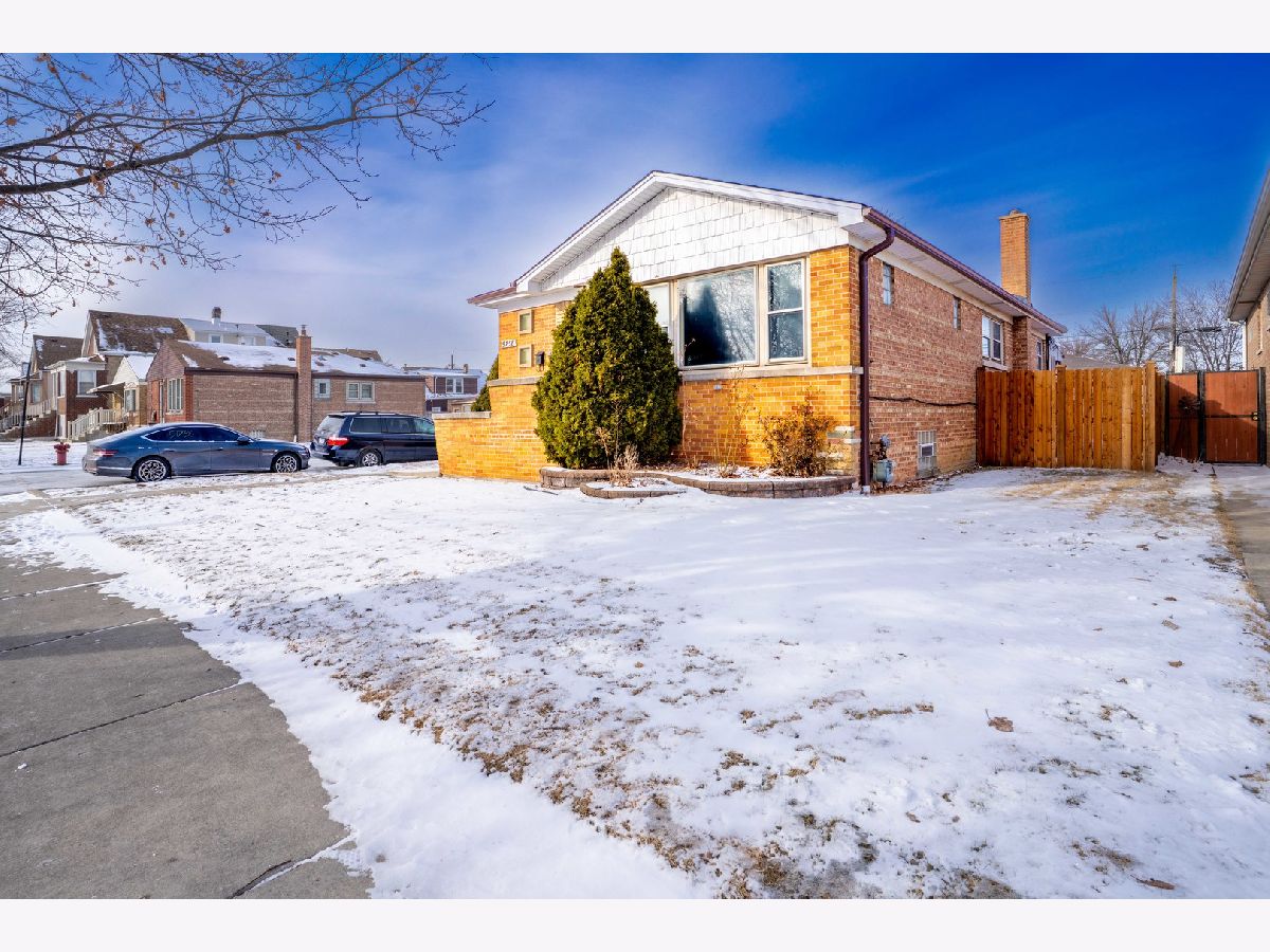  For Sale Chicago Illinois, 5758 64th Place