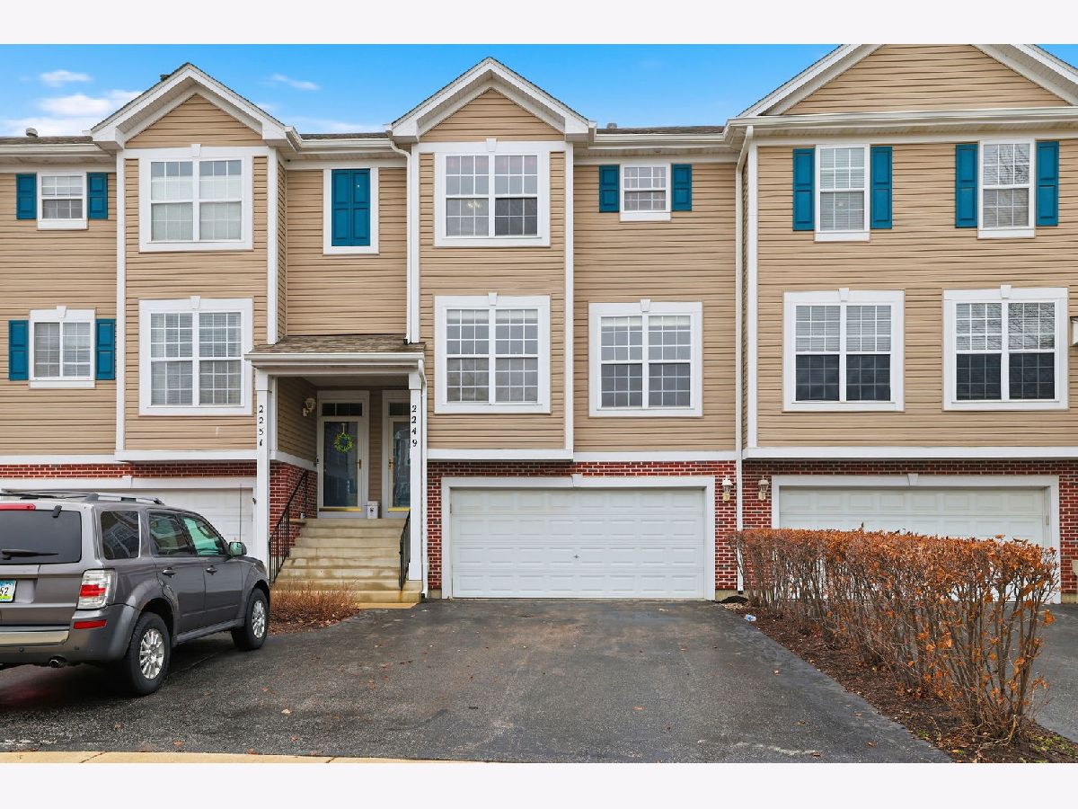 Townhomes & Condos For Rent Legacy Fields Aurora Illinois, 2249 Hudson