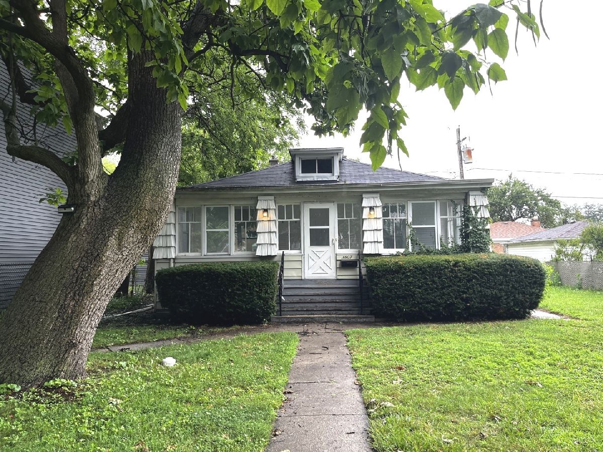  For Sale Berwyn Illinois, 3807 Wesley Avenue